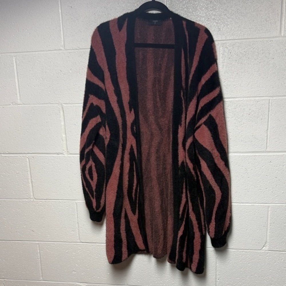 Tahari Black and Pink Zebra‎ Cardigan
